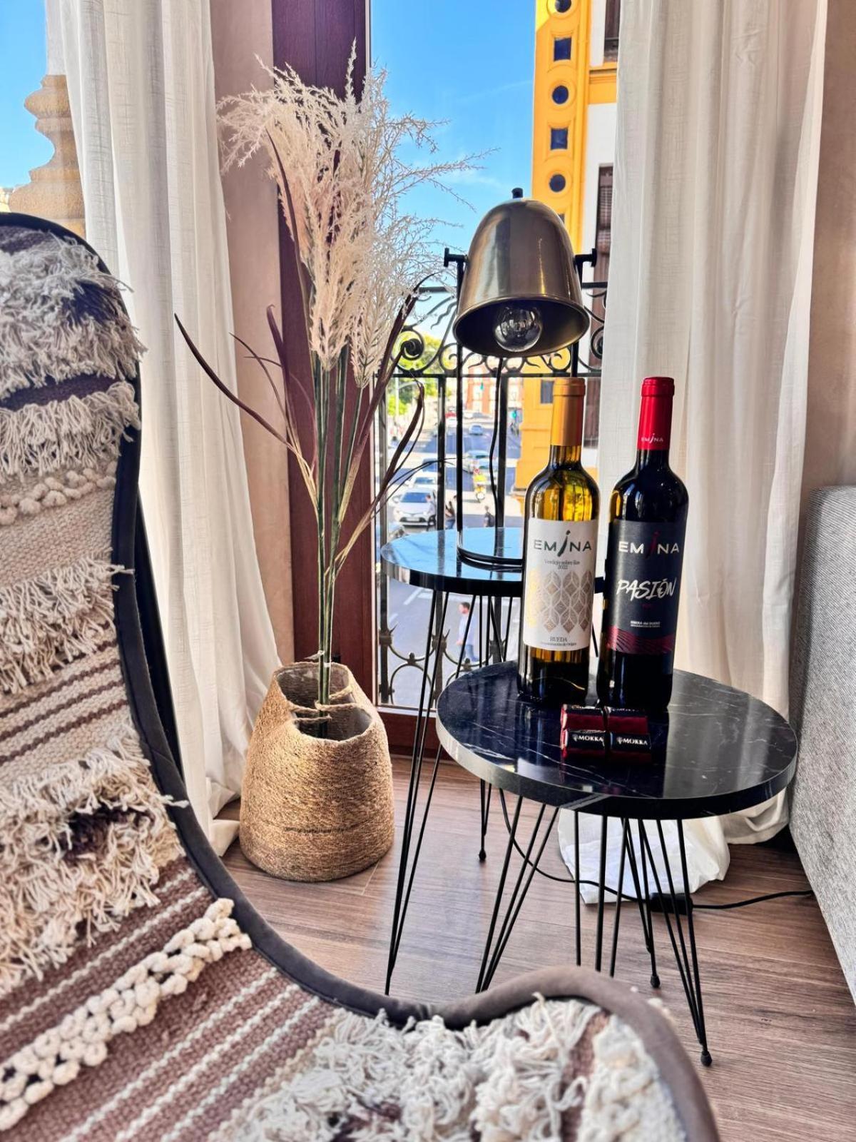 Wanderlust Loft Daire Sevilla Dış mekan fotoğraf