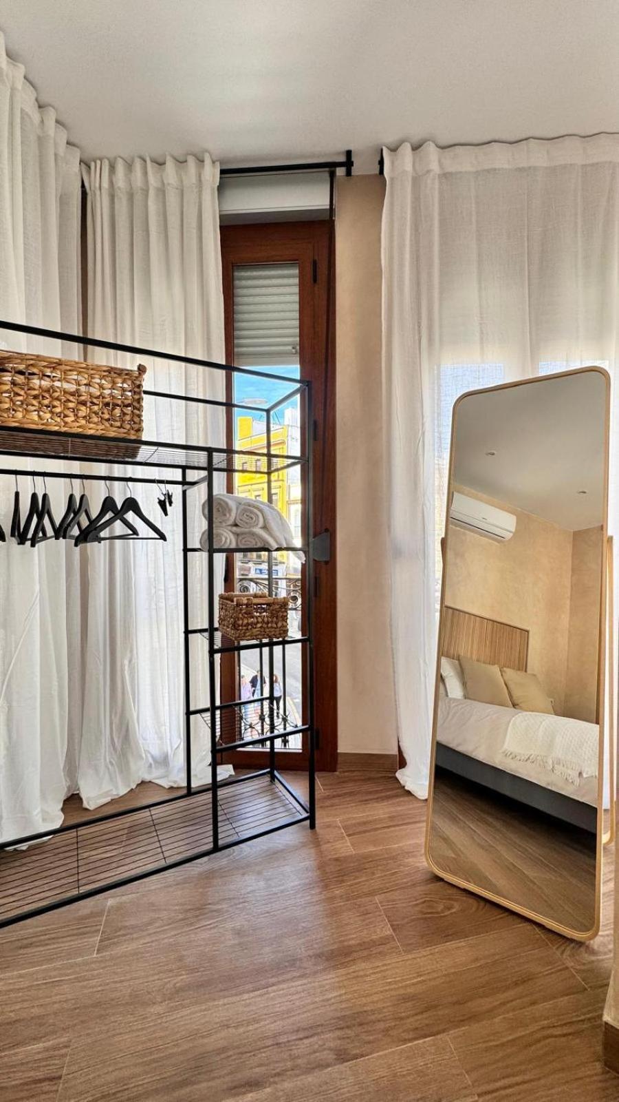 Wanderlust Loft Daire Sevilla Dış mekan fotoğraf